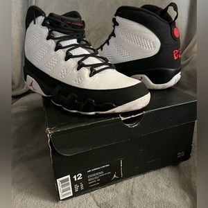 Air Jordan 9 Retro